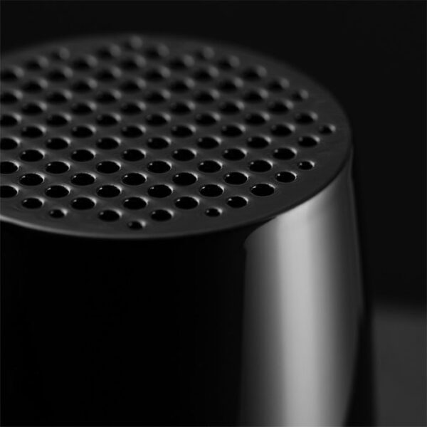 Lexon-LA125-Mino+-Wirelessly-Rechargeable-3W-Bluetooth®-Speaker-–-Glossy-Black2